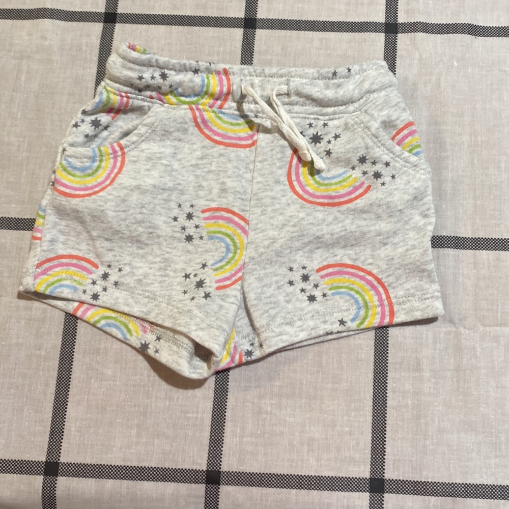 Shorts/t set - Picture 2 of 5